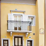 Capitelli Τεργέστη