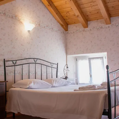 Capitelli Hotel *