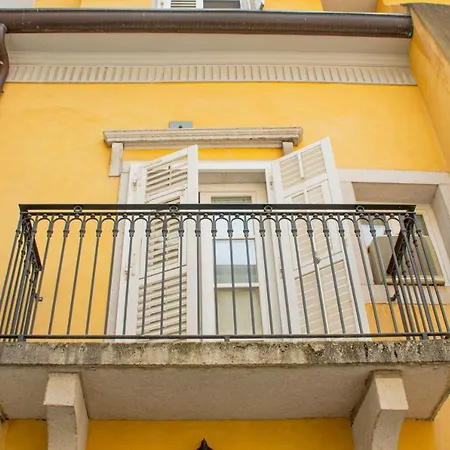 Capitelli Hotel *