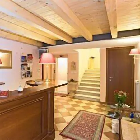 Capitelli טריאסטה