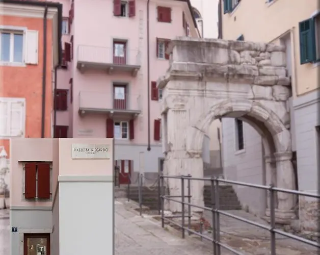 Hotel Capitelli Trieste